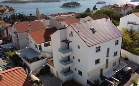 Marisa Apartments Hvar